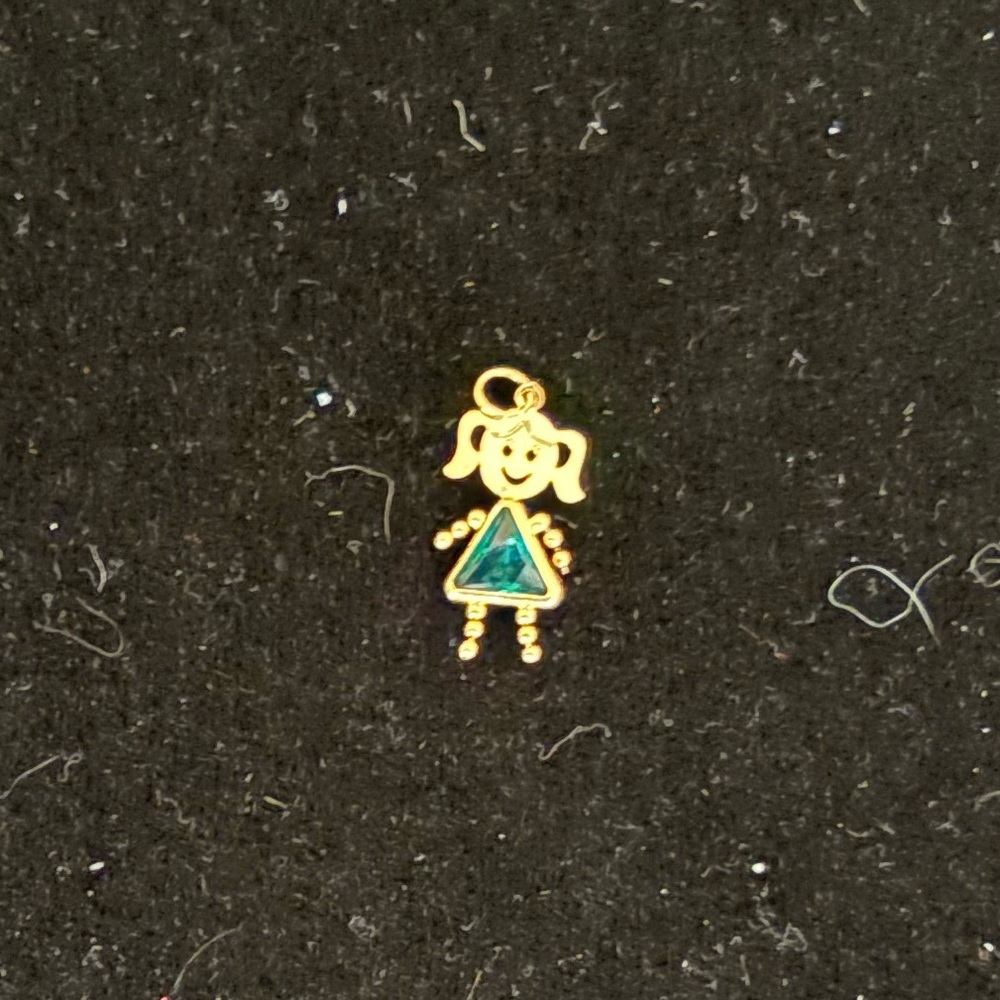 10K Gold December Birthstone Baby Girl Pendant (1980s-90s Vintage Style)